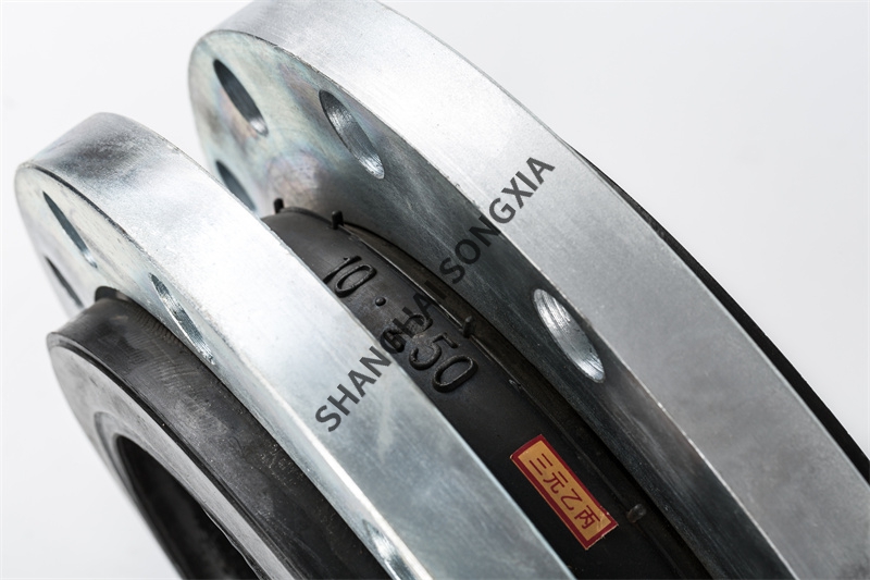 如何选择合适的304不锈钢冷水增压泵橡胶接头