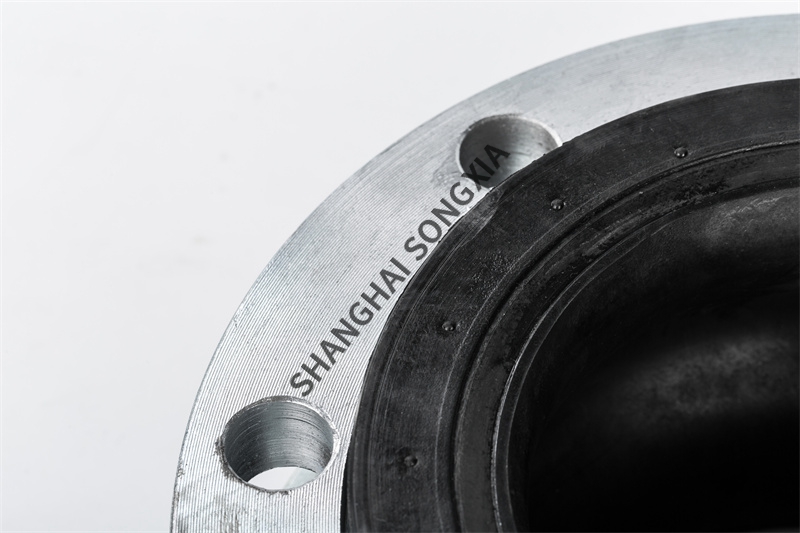 DN150阀门配套橡胶接头的作用以及性能特点